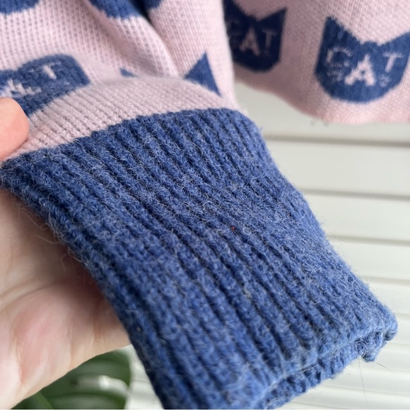 LEDIN Cropped Knit Cat Sweater - Picture 3 of 5